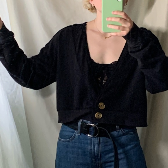 Tiny Cardi - Picture 3 of 3